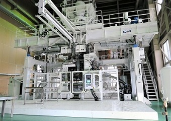 ダイ内アキューム式 ブロー成形機